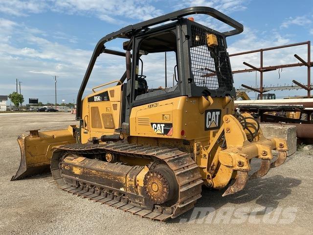 CAT D5K2 XL Telaketjupuskutraktorit