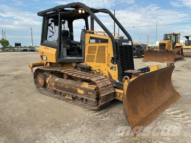 CAT D5K2 XL Telaketjupuskutraktorit