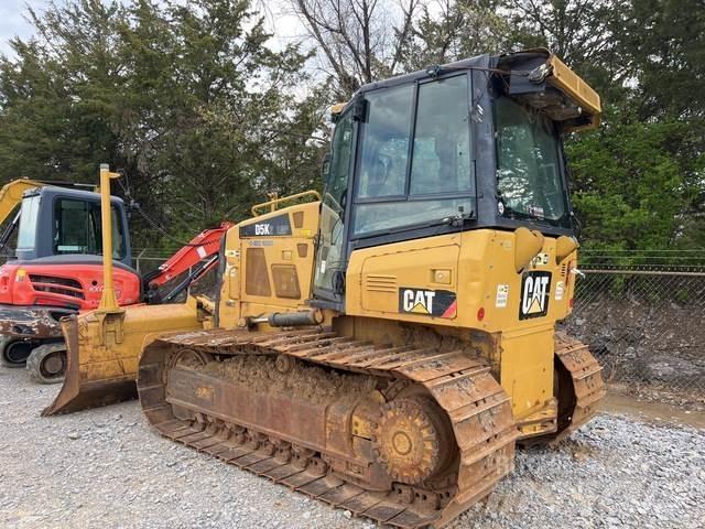 CAT D5K2LGP Telaketjupuskutraktorit