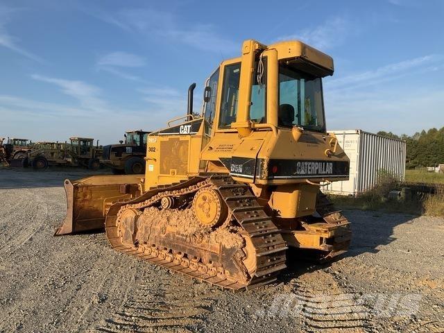CAT D5N XL Telaketjupuskutraktorit