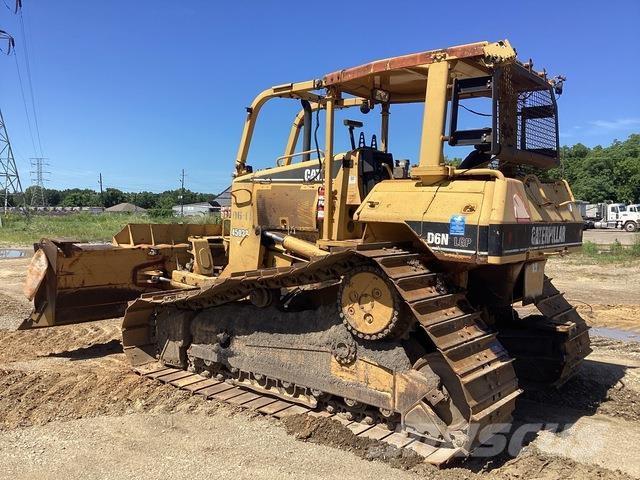 CAT D6N LGP Telaketjupuskutraktorit