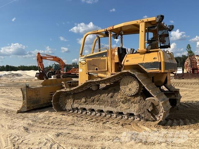 CAT D6N LGP Telaketjupuskutraktorit
