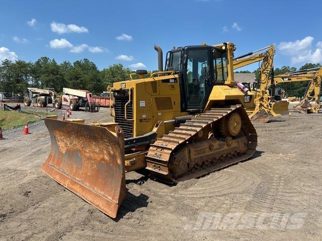 CAT D6N XL Telaketjupuskutraktorit
