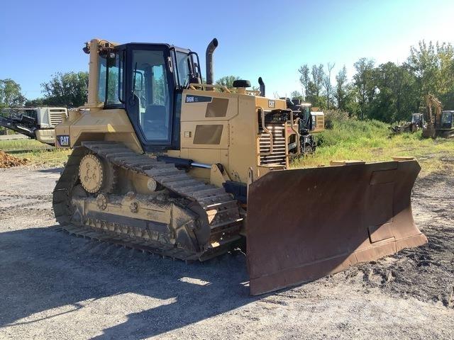 CAT D6N XL Telaketjupuskutraktorit