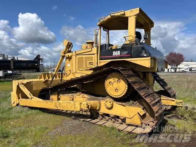 CAT D6R LGP Telaketjupuskutraktorit