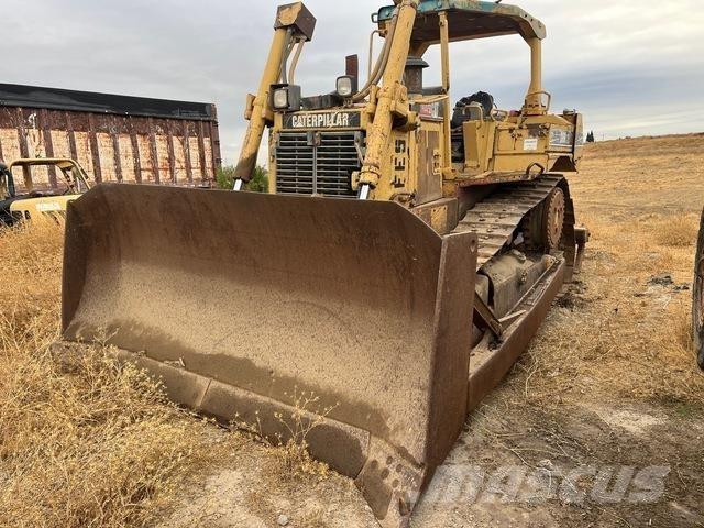 CAT D6R XL Telaketjupuskutraktorit
