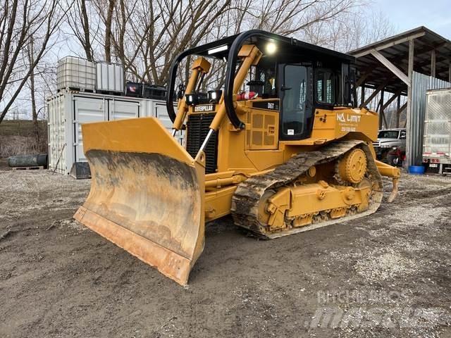 CAT D6T Telaketjupuskutraktorit