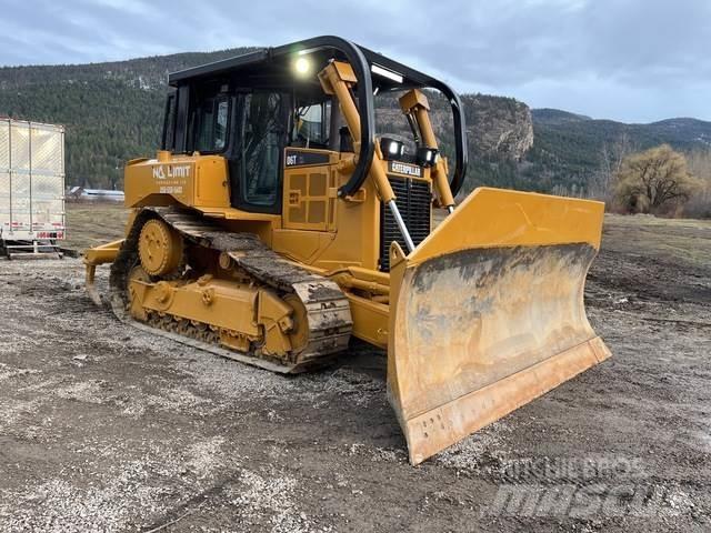CAT D6T Telaketjupuskutraktorit