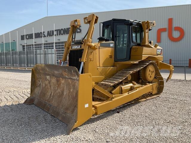 CAT D6T Telaketjupuskutraktorit