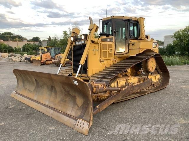 CAT D6T LGP Telaketjupuskutraktorit