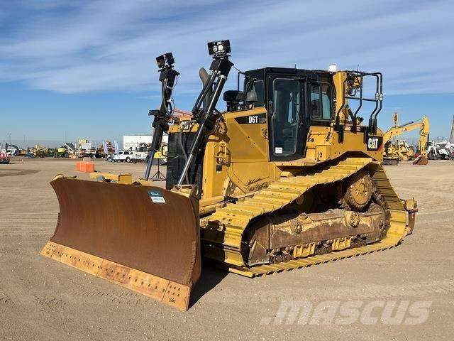 CAT D6T LGP Telaketjupuskutraktorit