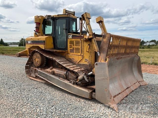 CAT D6T XL Telaketjupuskutraktorit