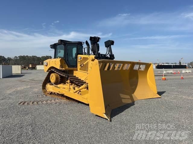 CAT D7 Telaketjupuskutraktorit