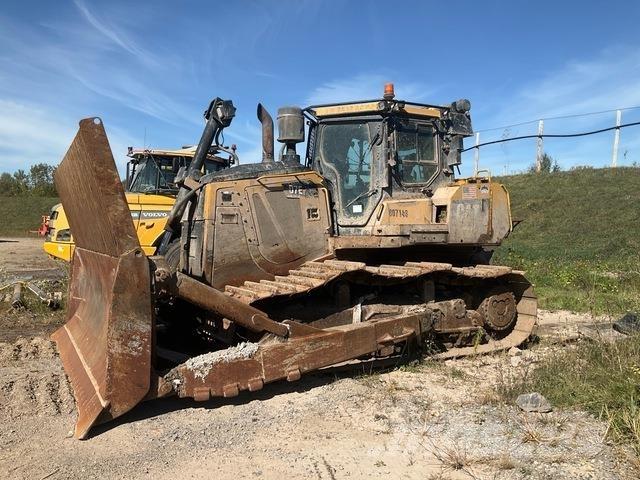 CAT D7E Telaketjupuskutraktorit