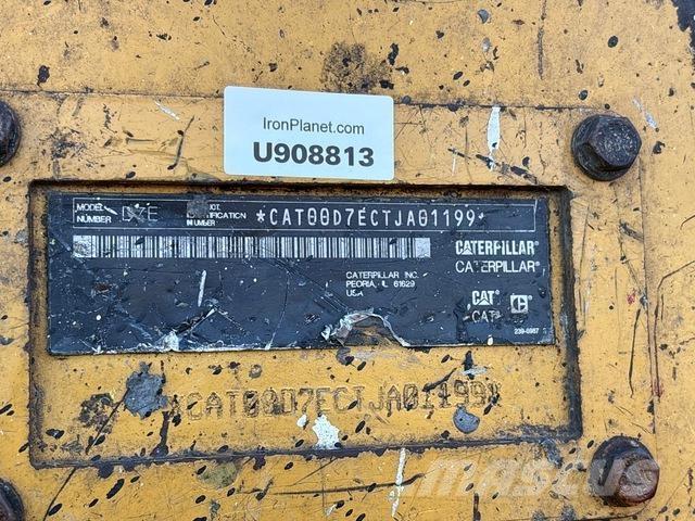 CAT D7E Telaketjupuskutraktorit