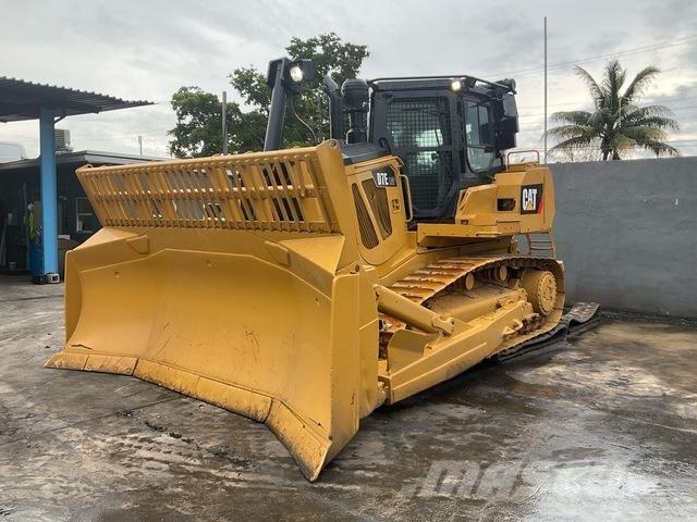 CAT D7E LGP Telaketjupuskutraktorit