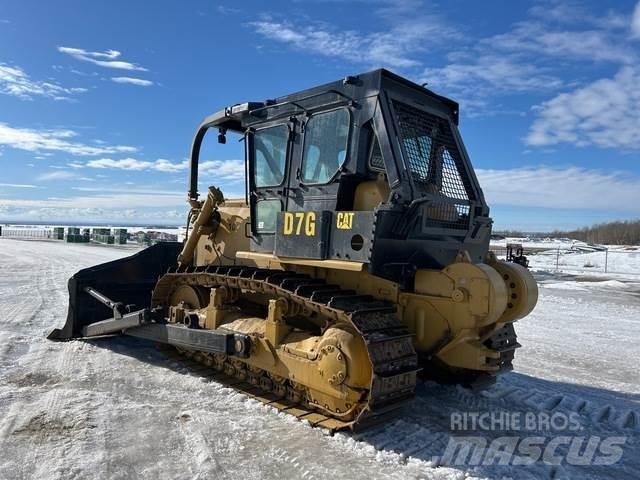 CAT D7G Telaketjupuskutraktorit