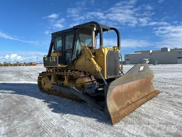 CAT D7G Telaketjupuskutraktorit