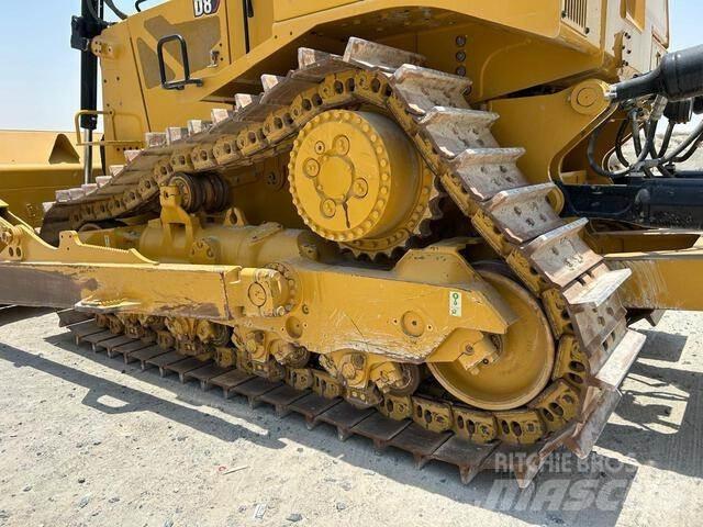 CAT D8 Telaketjupuskutraktorit