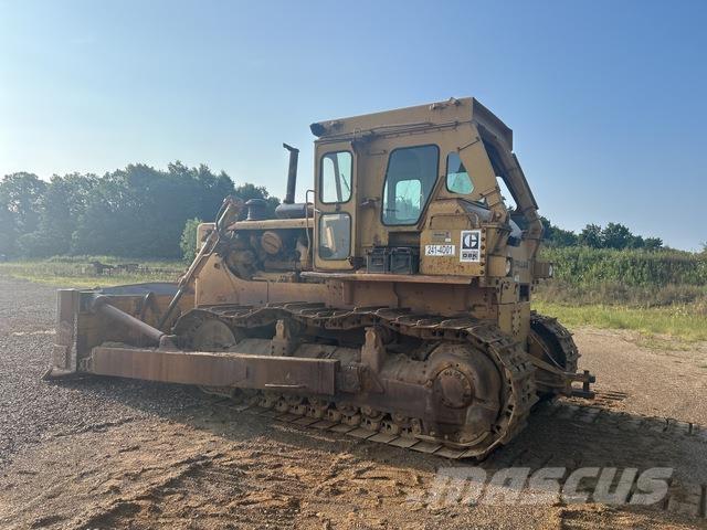 CAT D8K Telaketjupuskutraktorit