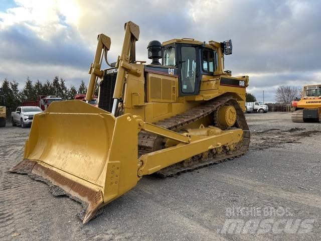 CAT D8R Telaketjupuskutraktorit