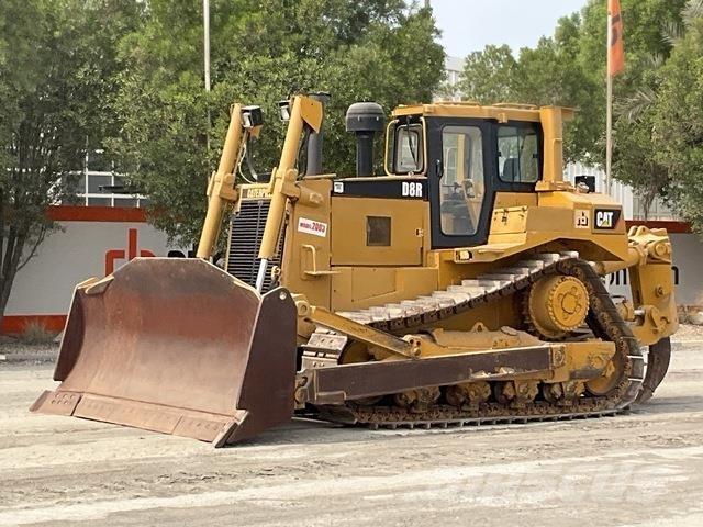 CAT D8R Telaketjupuskutraktorit