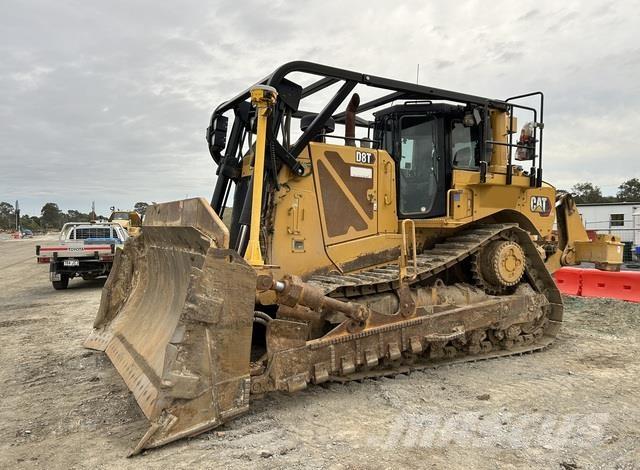 CAT D8T Telaketjupuskutraktorit