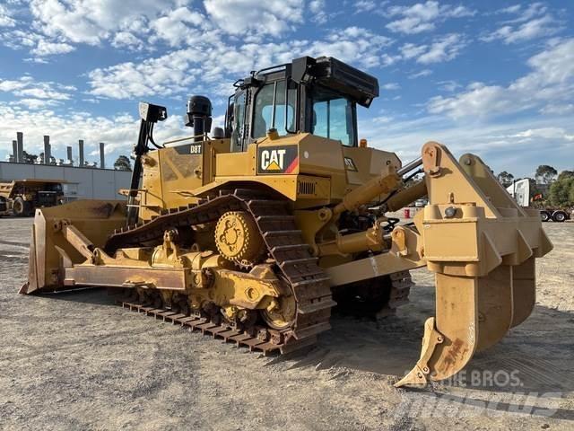CAT D8T Telaketjupuskutraktorit