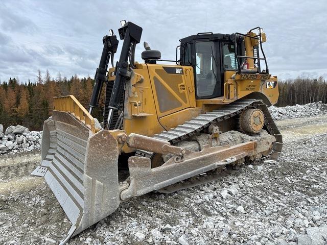 CAT D8T Telaketjupuskutraktorit