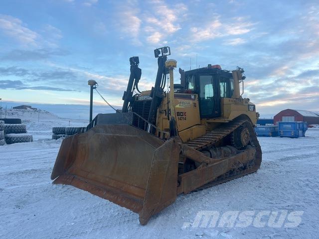 CAT D8T Telaketjupuskutraktorit