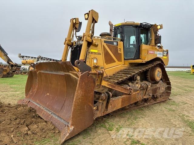 CAT D8T Telaketjupuskutraktorit