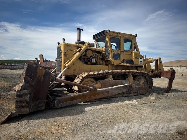 CAT D9H Telaketjupuskutraktorit
