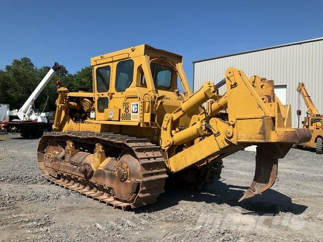 CAT D9H Telaketjupuskutraktorit