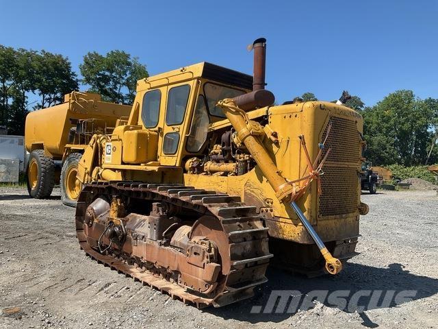 CAT D9H Telaketjupuskutraktorit