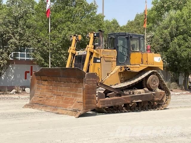 CAT D9R Telaketjupuskutraktorit
