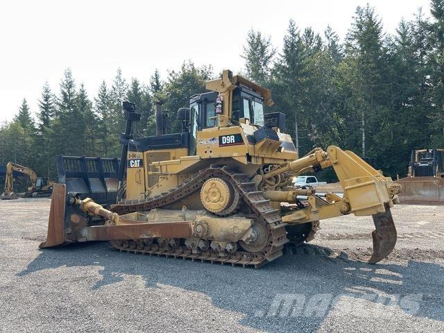 CAT D9R Telaketjupuskutraktorit