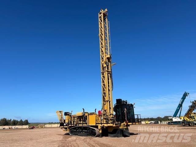 CAT MD6250 Avolouhintaporauslaitteet