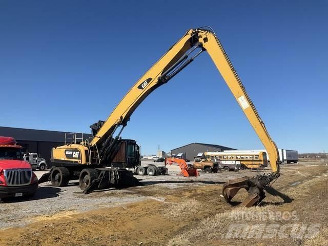 CAT MH3059 Jätteenkäsittelijät