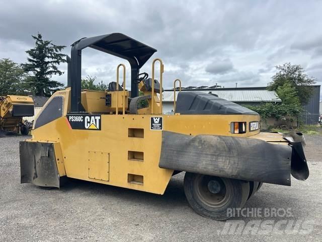 CAT PS-360C Kumipyöräjyrät
