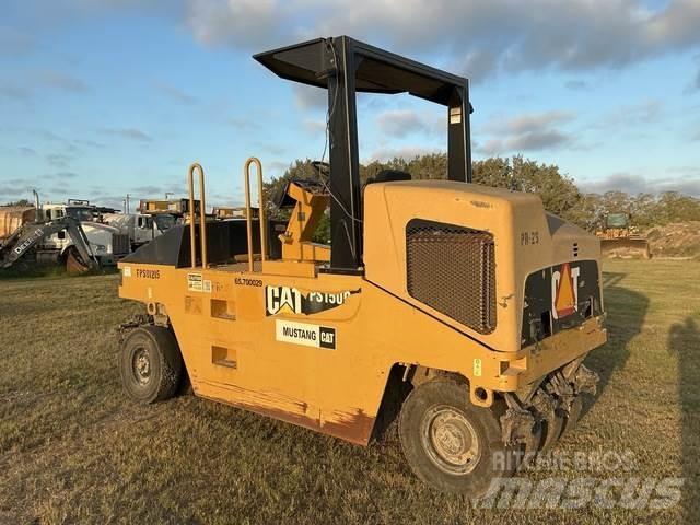 CAT PS150C Kumipyöräjyrät