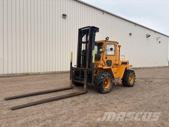 CAT R80 Maastotrukit