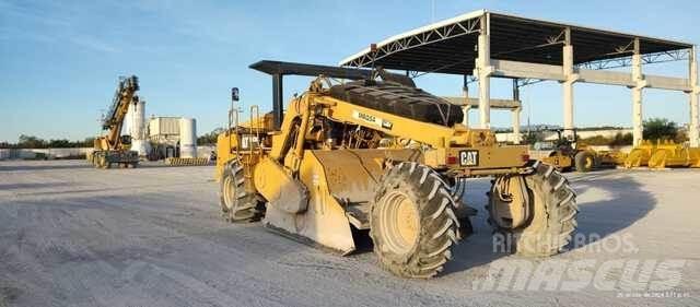 CAT RM300 Tiivistyskoneet
