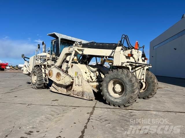 CAT RM500 Tiivistyskoneet