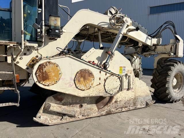 CAT RM500 Tiivistyskoneet