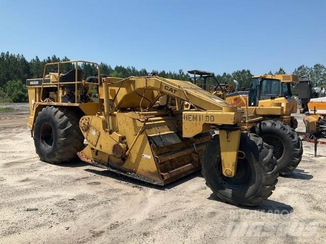 CAT SS-250 Tiivistyskoneet