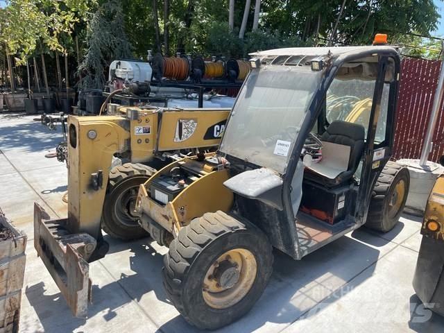 CAT TH255 Kurottajat