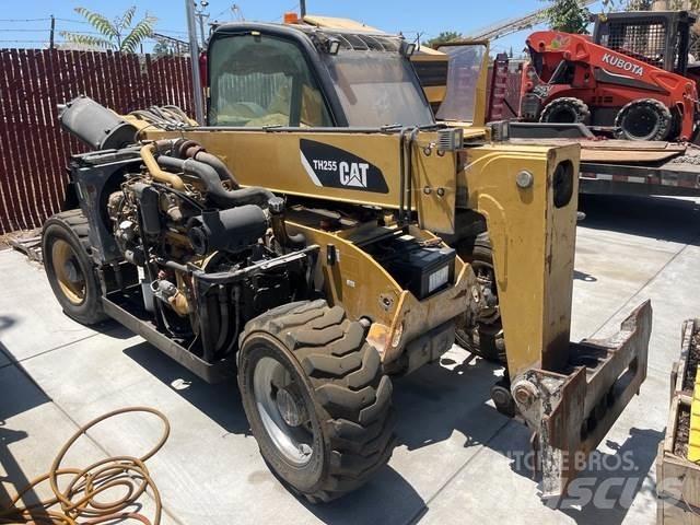 CAT TH255 Kurottajat
