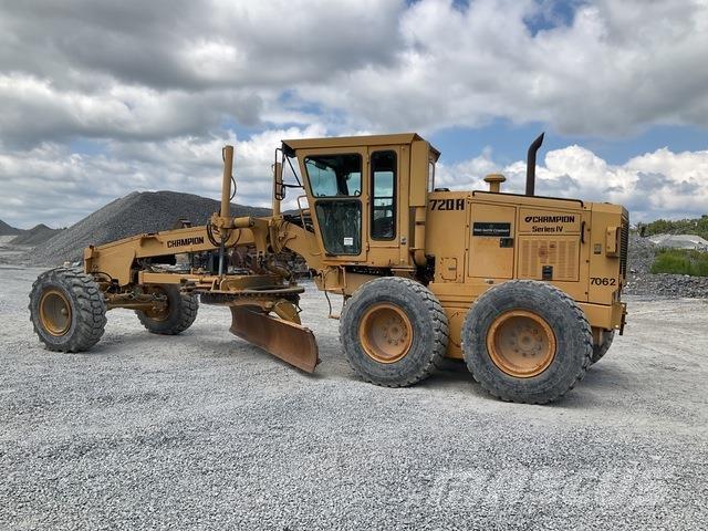 Champion 720A Tiehöylät