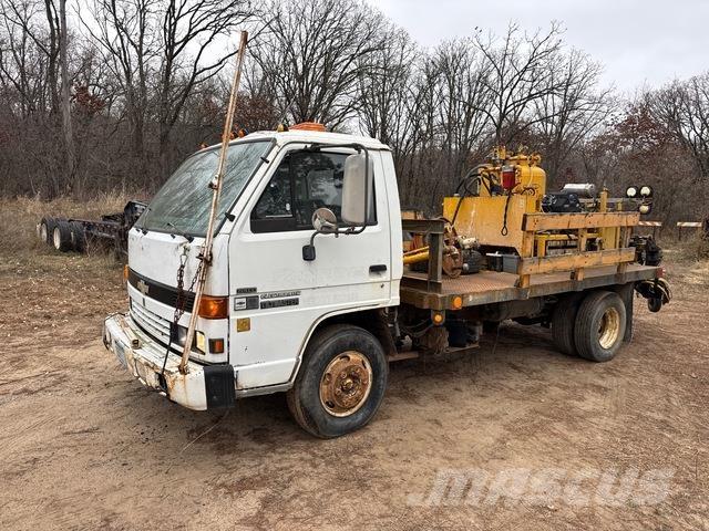 Chevrolet  Tienhoitoautot