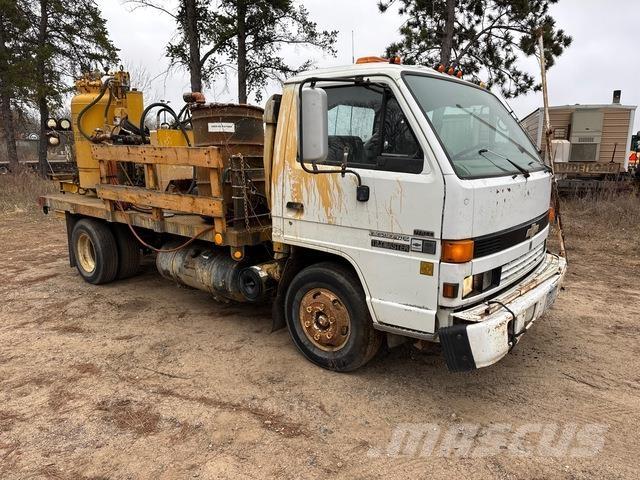 Chevrolet  Tienhoitoautot